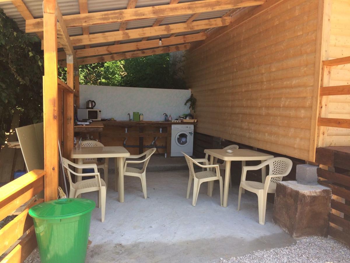 Guest House On Sovhoznaya Gagra Exterior photo